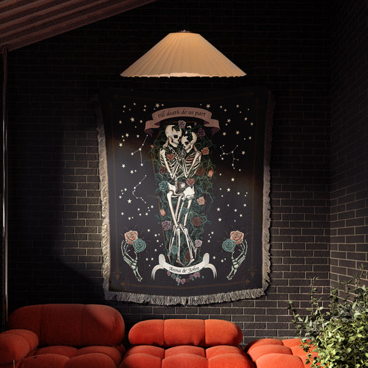 Personalized skeleton couple woven blanket with gothic design